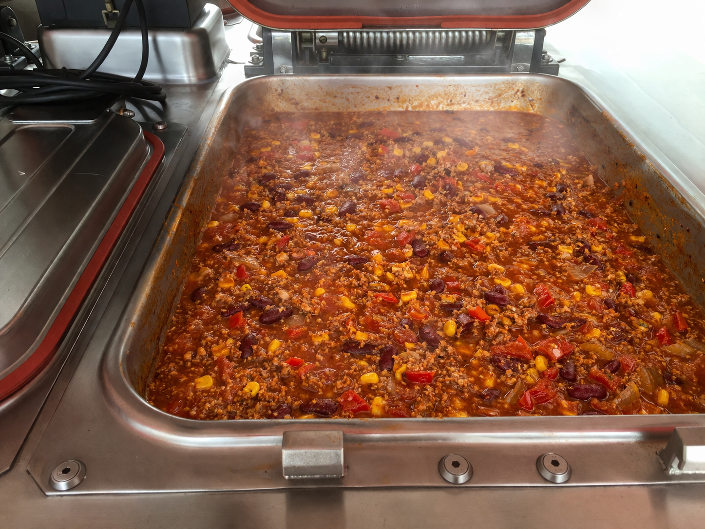Rezepte für die Feldküche | Chili con Carne in Kärcher TFK 250