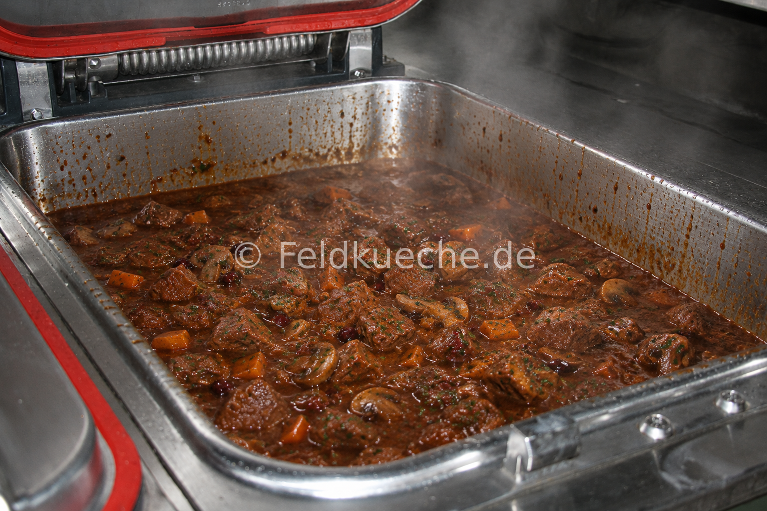 Rezept Veganer Hirschgulasch in Kärcher TFK 250 Feldkochherd